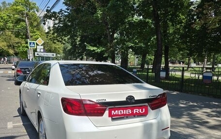 Toyota Camry, 2014 год, 1 890 000 рублей, 4 фотография