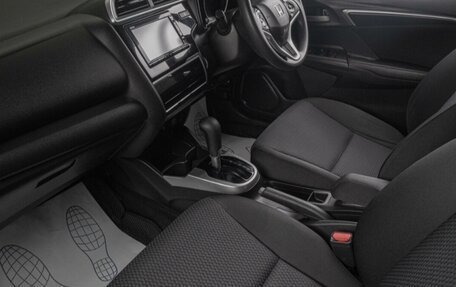 Honda Fit III, 2019 год, 1 260 000 рублей, 7 фотография