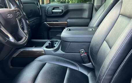 Chevrolet Silverado, 2021 год, 6 500 000 рублей, 16 фотография