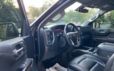 Chevrolet Silverado, 2021 год, 6 500 000 рублей, 15 фотография