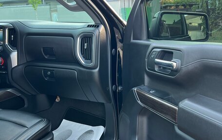 Chevrolet Silverado, 2021 год, 6 500 000 рублей, 21 фотография