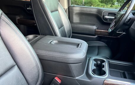 Chevrolet Silverado, 2021 год, 6 500 000 рублей, 23 фотография