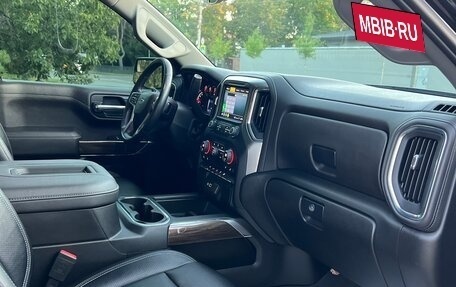 Chevrolet Silverado, 2021 год, 6 500 000 рублей, 22 фотография