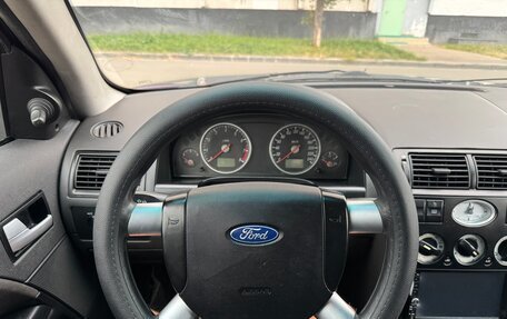 Ford Mondeo III, 2001 год, 250 000 рублей, 15 фотография