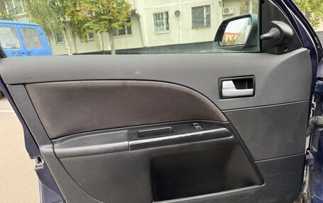 Ford Mondeo III, 2001 год, 250 000 рублей, 23 фотография