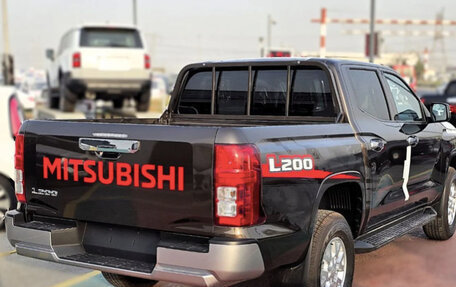 Mitsubishi L200, 2025 год, 3 200 084 рублей, 4 фотография