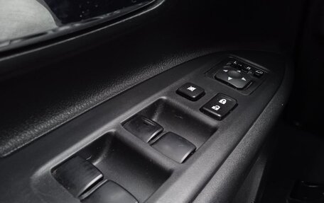 Mitsubishi Outlander III рестайлинг 3, 2013 год, 1 385 000 рублей, 10 фотография