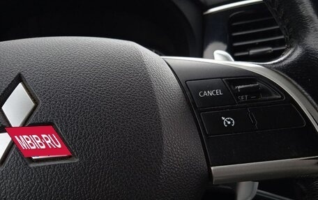 Mitsubishi Outlander III рестайлинг 3, 2013 год, 1 385 000 рублей, 12 фотография