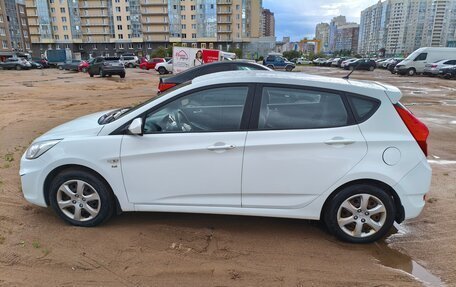 Hyundai Solaris II рестайлинг, 2013 год, 750 000 рублей, 4 фотография