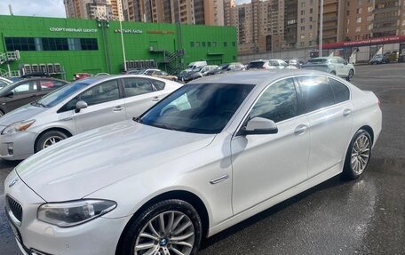 BMW 5 серия, 2016 год, 2 550 000 рублей, 2 фотография