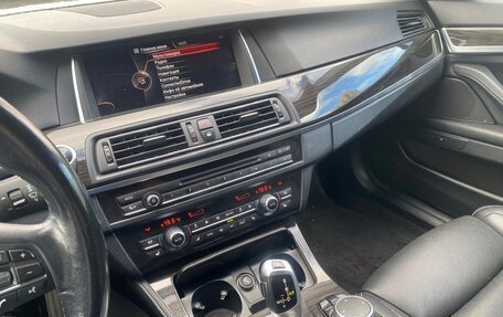 BMW 5 серия, 2016 год, 2 550 000 рублей, 8 фотография