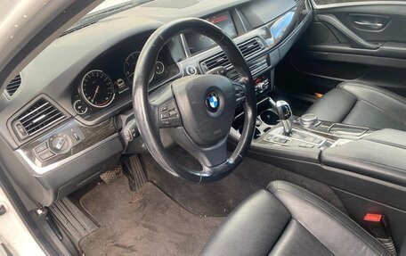 BMW 5 серия, 2016 год, 2 550 000 рублей, 6 фотография