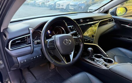 Toyota Camry, 2018 год, 3 000 000 рублей, 10 фотография