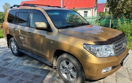 Toyota Land Cruiser 200, 2010 год, 2 550 000 рублей, 10 фотография
