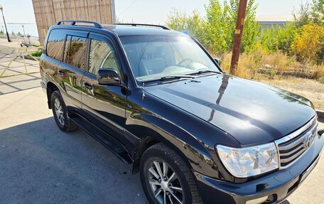 Toyota Land Cruiser 100 рестайлинг 2, 2006 год, 2 190 000 рублей, 12 фотография