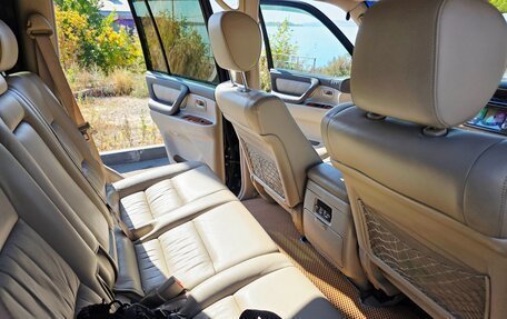 Toyota Land Cruiser 100 рестайлинг 2, 2006 год, 2 190 000 рублей, 22 фотография