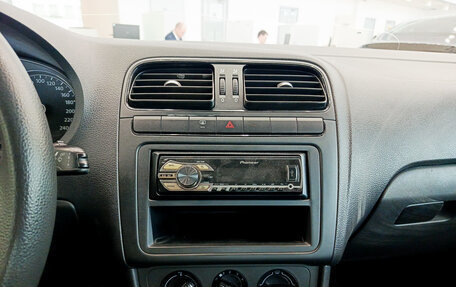 Volkswagen Polo VI (EU Market), 2014 год, 657 000 рублей, 19 фотография