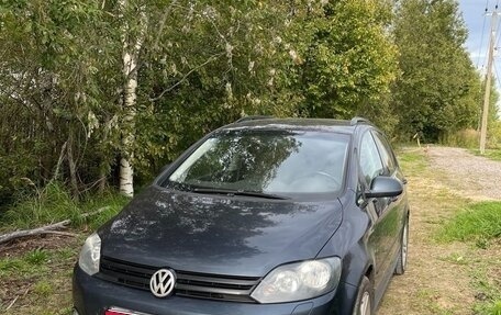 Volkswagen Golf Plus II, 2012 год, 670 000 рублей, 1 фотография