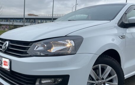Volkswagen Polo VI (EU Market), 2015 год, 590 000 рублей, 2 фотография