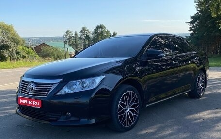 Toyota Camry, 2013 год, 1 650 000 рублей, 2 фотография