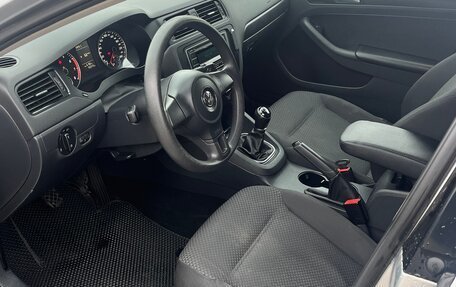 Volkswagen Jetta VI, 2013 год, 890 000 рублей, 7 фотография
