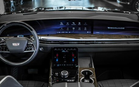 Cadillac Escalade V, 2025 год, 21 250 000 рублей, 26 фотография