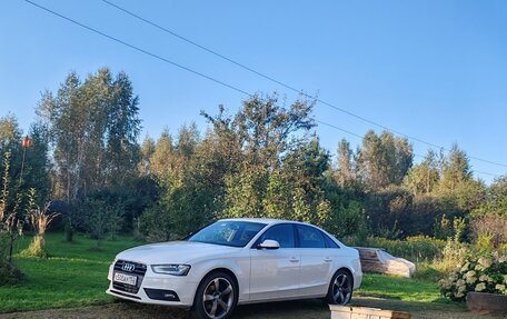 Audi A4, 2012 год, 1 330 000 рублей, 5 фотография