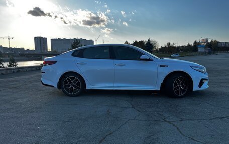 KIA Optima IV, 2019 год, 2 000 000 рублей, 4 фотография