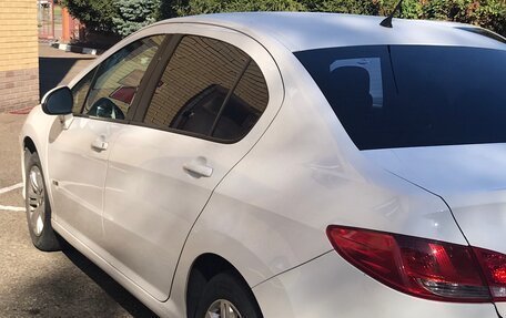 Peugeot 408 I рестайлинг, 2014 год, 610 000 рублей, 5 фотография