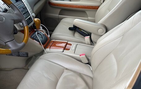 Lexus RX II рестайлинг, 2004 год, 1 000 000 рублей, 17 фотография