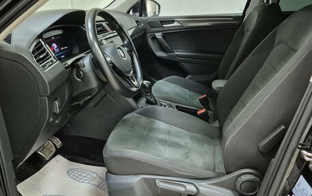 Volkswagen Tiguan II, 2018 год, 2 695 000 рублей, 10 фотография