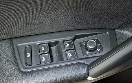 Volkswagen Tiguan II, 2018 год, 2 695 000 рублей, 9 фотография