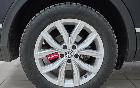Volkswagen Tiguan II, 2018 год, 2 695 000 рублей, 7 фотография