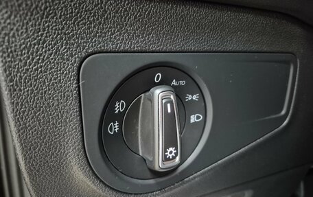 Volkswagen Tiguan II, 2018 год, 2 695 000 рублей, 23 фотография