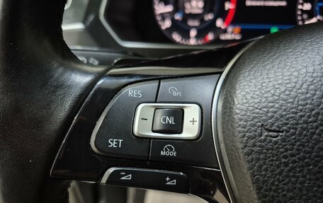 Volkswagen Tiguan II, 2018 год, 2 695 000 рублей, 24 фотография