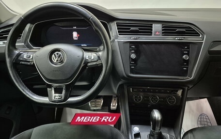 Volkswagen Tiguan II, 2018 год, 2 695 000 рублей, 12 фотография