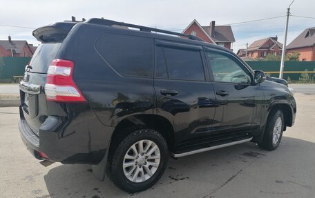 Toyota Land Cruiser Prado 150 рестайлинг 2, 2014 год, 3 050 000 рублей, 5 фотография