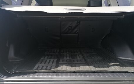 Toyota Land Cruiser Prado 150 рестайлинг 2, 2014 год, 3 050 000 рублей, 9 фотография
