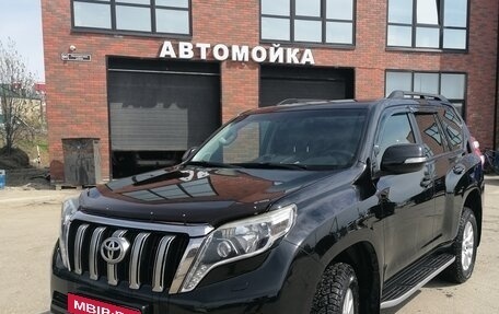 Toyota Land Cruiser Prado 150 рестайлинг 2, 2014 год, 3 050 000 рублей, 2 фотография