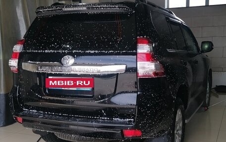 Toyota Land Cruiser Prado 150 рестайлинг 2, 2014 год, 3 050 000 рублей, 13 фотография