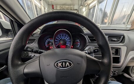 KIA Rio III рестайлинг, 2012 год, 800 000 рублей, 5 фотография