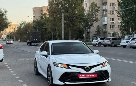 Toyota Camry, 2017 год, 2 250 000 рублей, 1 фотография