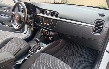 KIA Rio IV, 2019 год, 1 400 000 рублей, 18 фотография