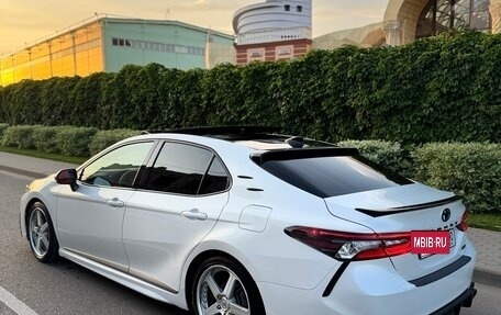Toyota Camry, 2021 год, 3 150 000 рублей, 5 фотография