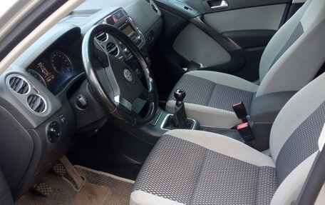 Volkswagen Tiguan I, 2009 год, 1 050 000 рублей, 17 фотография