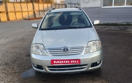 Toyota Corolla, 2004 год, 550 000 рублей, 4 фотография