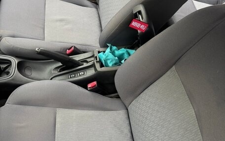 Nissan Almera, 2004 год, 399 999 рублей, 14 фотография