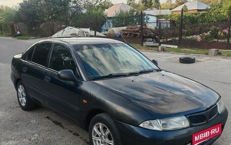 Mitsubishi Carisma I, 1998 год, 110 000 рублей, 3 фотография