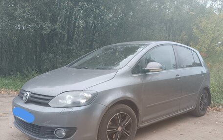 Volkswagen Golf Plus II, 2011 год, 650 000 рублей, 11 фотография