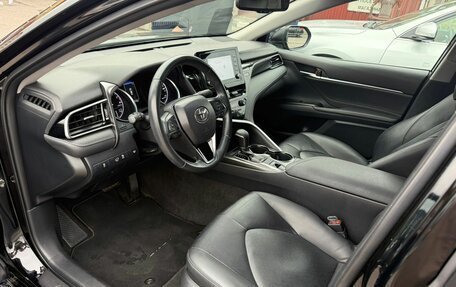 Toyota Camry, 2021 год, 2 830 000 рублей, 8 фотография